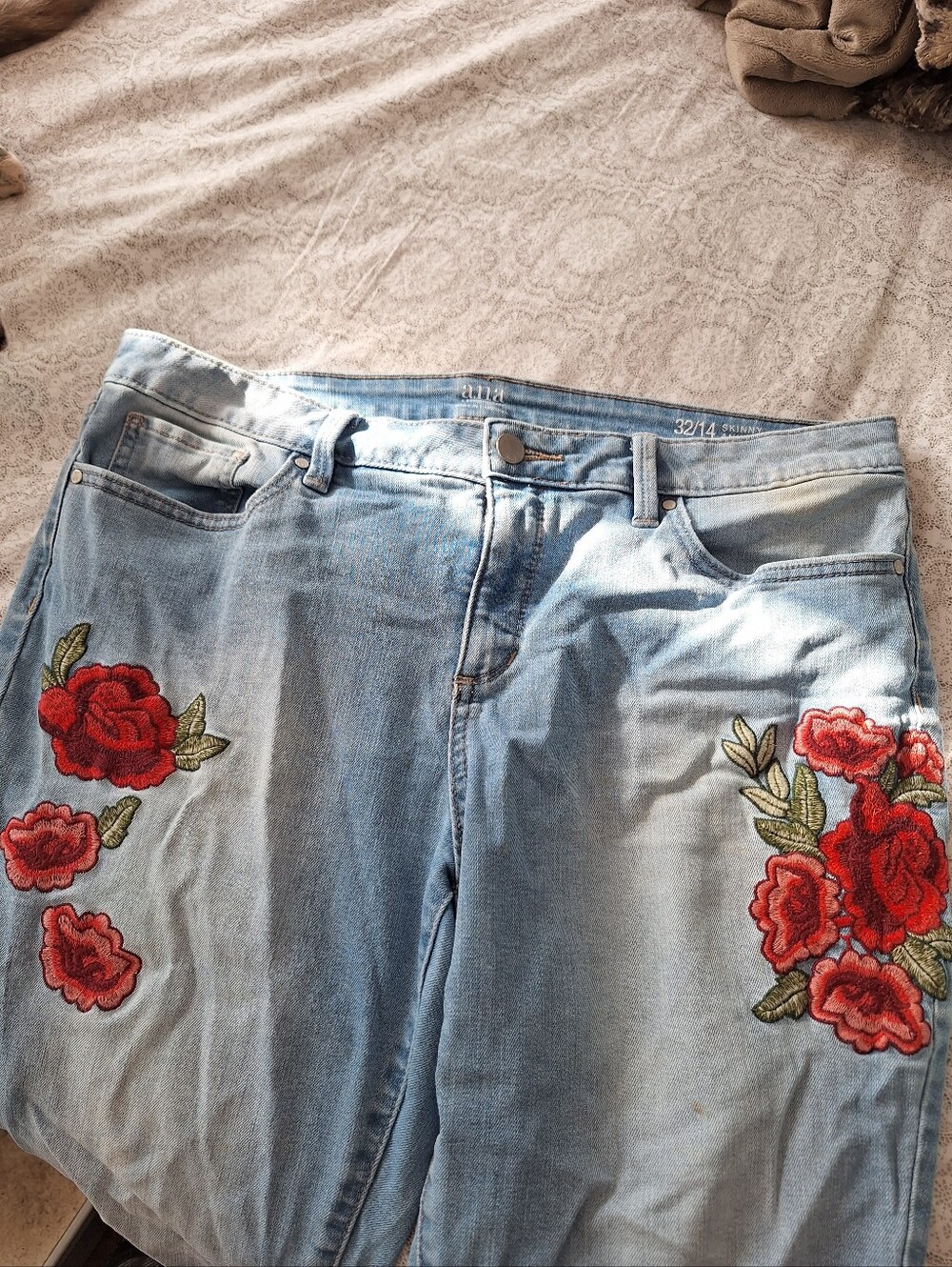 Flower Embroidered Jeans